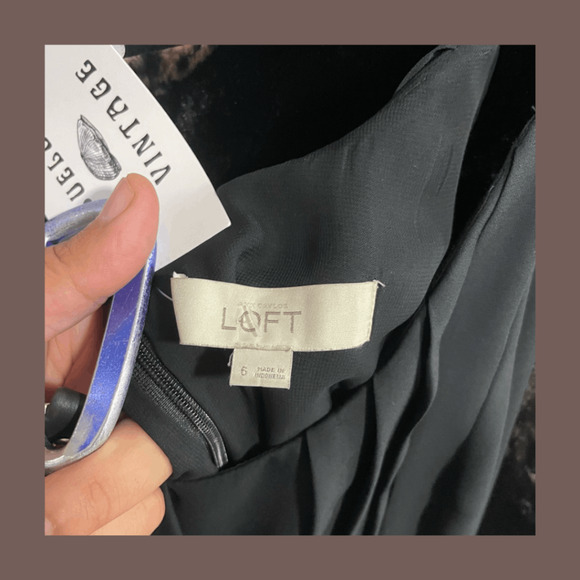 Ann Taylor LOFT Pleated Midi Dress | Black | Size 6 | Vintage - Picture 6 of 6